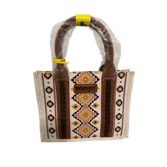NEW 🎉 Authentic Wrangler Aztec Tote (dust bag included) - Picture 2 of 3